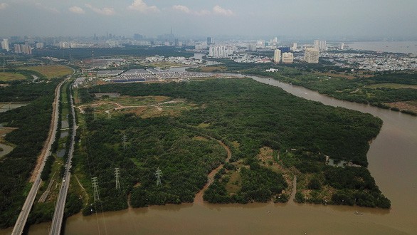 Những[-]vi[-]phạm[-]khiến[-]&ocirc;ng[-]Tất[-]Th&agrave;nh[-]Cang[-]bị[-]c&aacute;ch[-]chức[-]Ủy[-]vi&ecirc;n[-]trung[-]ương[-]Đảng